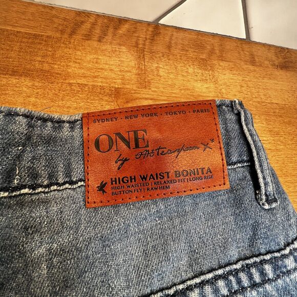 One x One Teaspoon High Waist Bonita Raw Hem Distressed Jean Shorts Sz 24 - Picture 6 of 13